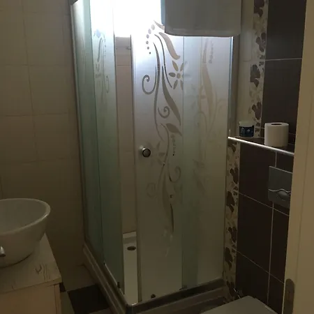 Bed & Breakfast Gerence Butik Alaçatı