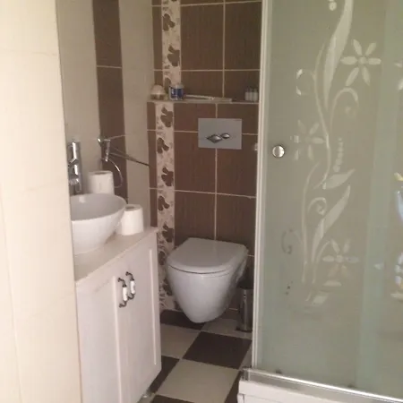 Bed & Breakfast Gerence Butik *