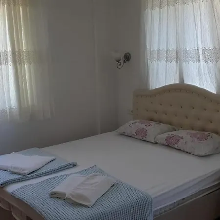 Gerence Butik Bed & Breakfast *