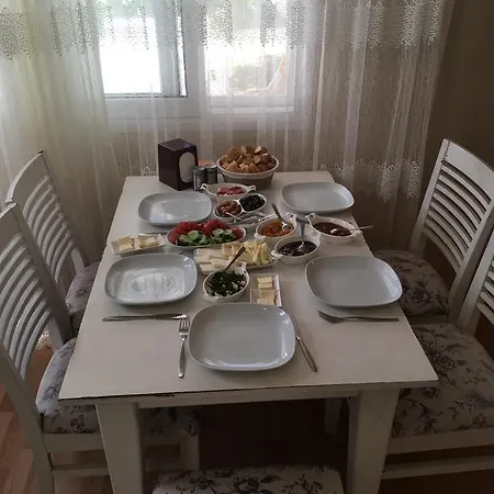 Couette-café Gerence Butik Alaçatı