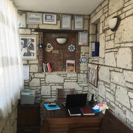 Gerence Butik Bed & Breakfast Alaçatı